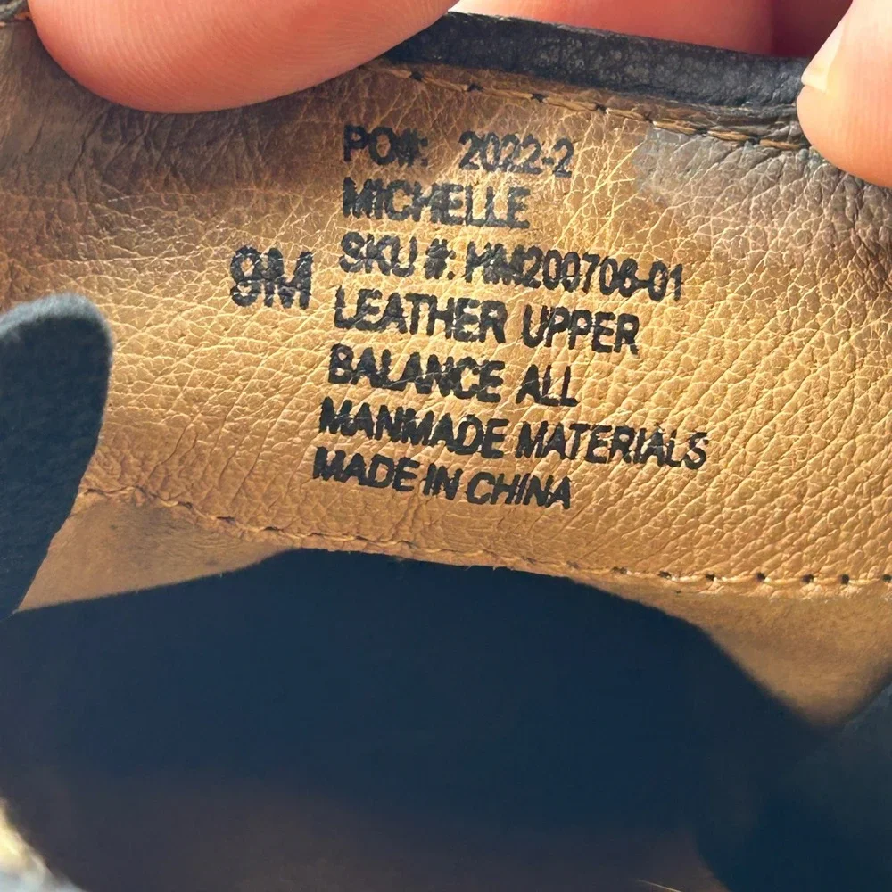Halsa‎ Michelle Black Leather Ankle Boots Side Zip Embossed Women's Size 9M